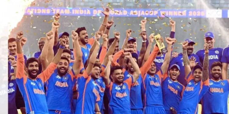 एशिया कप ट्रॉफी विवाद: भारत जीता खिताब, लेकिन ट्रॉफी पाकिस्तान अधिकारी मोहसिन नकवी के पास अटकी