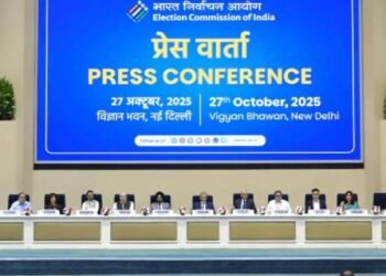 चुनाव आयोग ने राष्ट्रव्यापी मतदाता सूची संशोधन की घोषणा की; पहले चरण में 12 राज्य शामिल