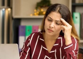 माइग्रेन का दर्द अब नहीं करेगा परेशान, आसान घरेलू और प्राकृतिक उपायों से पाएं राहत