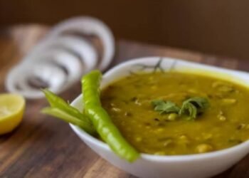 181 रन के बाद पृथ्वी शॉ का गुस्सा फूटा, बल्ला लेकर पूर्व साथियों से भिड़े