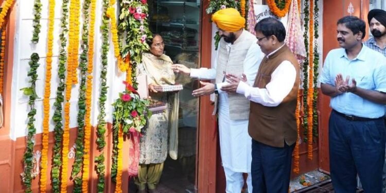 पंजाब सरकार ने ‘पहिल मार्ट’ शुरू किया, ग्रामीण महिलाओं को आत्मनिर्भर बनाकर आर्थिक और सामाजिक बदलाव लाएगी