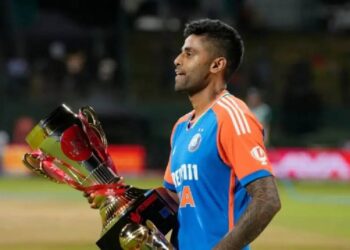 सूर्याकुमार यादव ने रचा ऑस्ट्रेलिया में इतिहास, धोनी और कोहली की एलीट लिस्ट में शामिल
