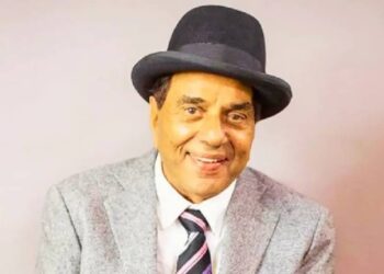 धर्मेंद्र आईसीयू में भर्ती, सांस लेने में दिक्कत से फैंस में बढ़ी चिंता