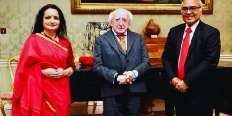 भारत-आयरलैंड रिश्तों में नई गर्माहट, राष्ट्रपति हिगिंस और राजदूत अखिलेश मिश्र की अर्थपूर्ण मुलाकात