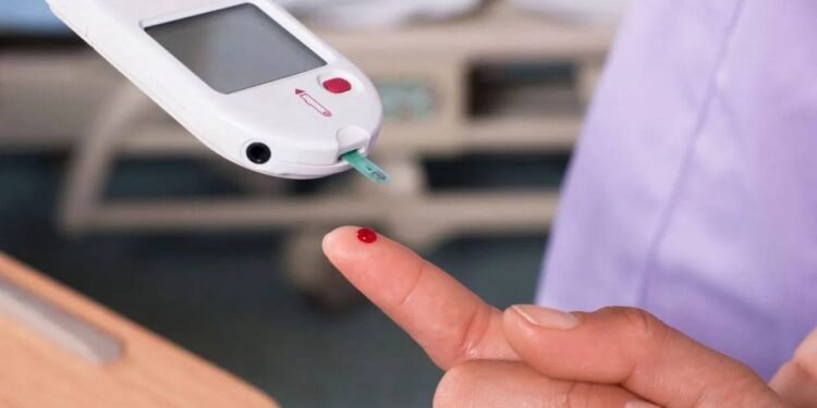 सर्दियों में बढ़ती शुगर चिंता के बीच डॉक्टर की आसान टिप्स मरीजों को दे रहीं राहत