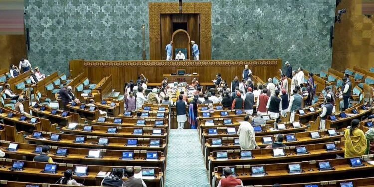 ऑफिस टाइम के बाद नहीं देने होंगे कॉल और ईमेल के जवाब, क्या है राइट टू डिस्कनेक्ट बिल संसद में पेश?