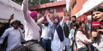 चंडीगढ़ में आप का जश्न गूंजा, अदालत के फैसले के बाद केजरीवाल समेत नेताओं को मिली राहत