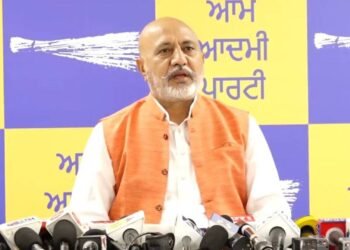 बलतेज पन्नू की प्रेस कॉन्फ्रेंस में बादल पर हमला, नशा और गैंगस्टरवाद मुद्दा बनकर फिर चर्चा में आया