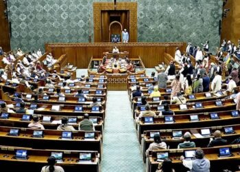 संसद का एक-एक मिनट कितना महंगा, हंगामे ने लोकतंत्र की जेब खाली कर दी