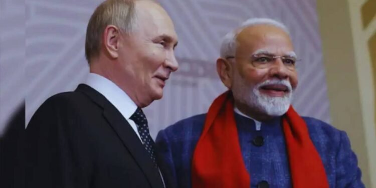 रूसी तेल पर ट्रंप के दावे से हलचल, क्रेमलिन बोला दिल्ली से कोई संदेश नहीं आया