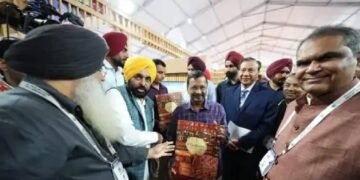 प्रोग्रेसिव पंजाब इन्वेस्टर्स समिट में बोले केजरीवाल: पंजाब की इंटरनेशनल कनेक्टिविटी मजबूत, यहां के खून में एंटरप्रेन्योरशिप, AAP एक पॉलिटिकल स्टार्टअप