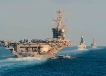 ईरान-अमेरिका टकराव तेज: अब्राहम लिंकन पर मिसाइल दावा, ट्रंप को चेतावनी