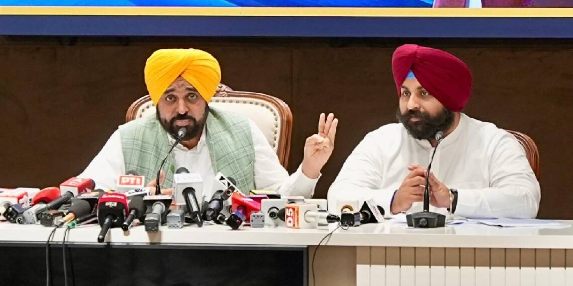 पंजाब की शिक्षा क्रांति से सरकारी स्कूल देश में बन रहे नंबर वन