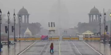 दिल्ली-एनसीआर में मौसम का अचानक यू-टर्न: धूल भरी आंधी के बाद बारिश, तपती गर्मी से मिली राहत