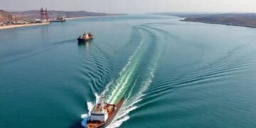 होर्मुज जलडमरूमध्य पर ईरान का बड़ा फैसला, भारत सुरक्षित लेकिन पश्चिमी जहाजों पर सख्त रोक