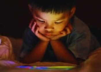 बढ़ता स्क्रीन टाइम बच्चों के दिल की सेहत के लिए बन रहा खतरा