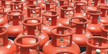 मिडिल ईस्ट तनाव के बीच सरकार का बड़ा फैसला, एलपीजी बुकिंग इंतजार और कीमत बढ़ी