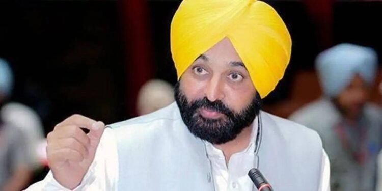 पंजाब विधानसभा में मान का बड़ा ऐलान, महिलाओं के लिए मासिक सहायता से राजनीति गर्म