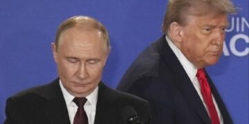 ईरान युद्ध की आग में अब रूस का साया, ट्रंप-पुतिन बातचीत से दुनिया में बढ़ी बड़ी बेचैनी