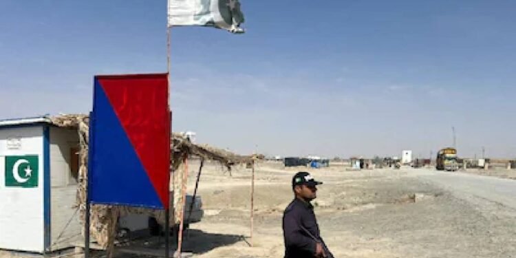 लाहौर में आतंकी नेटवर्क के भीतर टकराव, हाफिज सईद के करीबी हमजा पर जानलेवा हमला हुआ