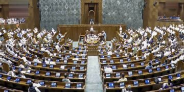 लोकसभा में महिला आरक्षण बिल गिरा, जरूरी बहुमत नहीं मिला, 298 वोट समर्थन में आए