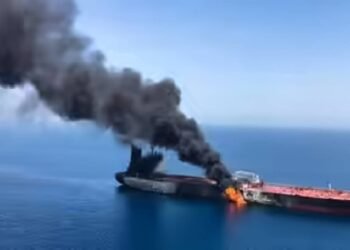 होर्मुज में भारतीय जहाज पर फायरिंग के बाद भारत सख्त, ईरान को तलब कर चेतावनी